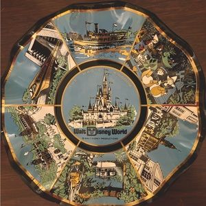 Ruffled Disney vintage dish